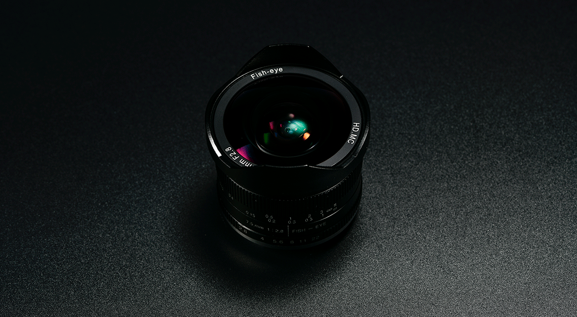 7.5MMF2.8-1190x655-2.gif