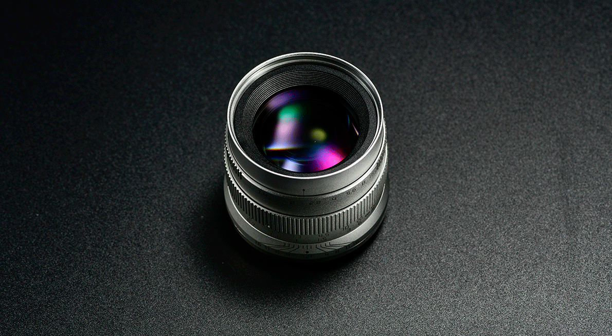 55MM.F1.4-1190x655-2.gif